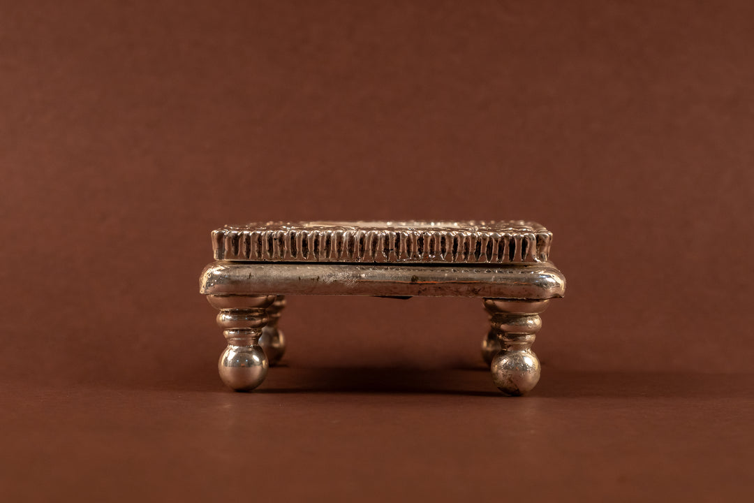 999 Pure Silver MOP Chowki